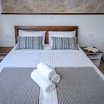 King\'S Landing - Hvar